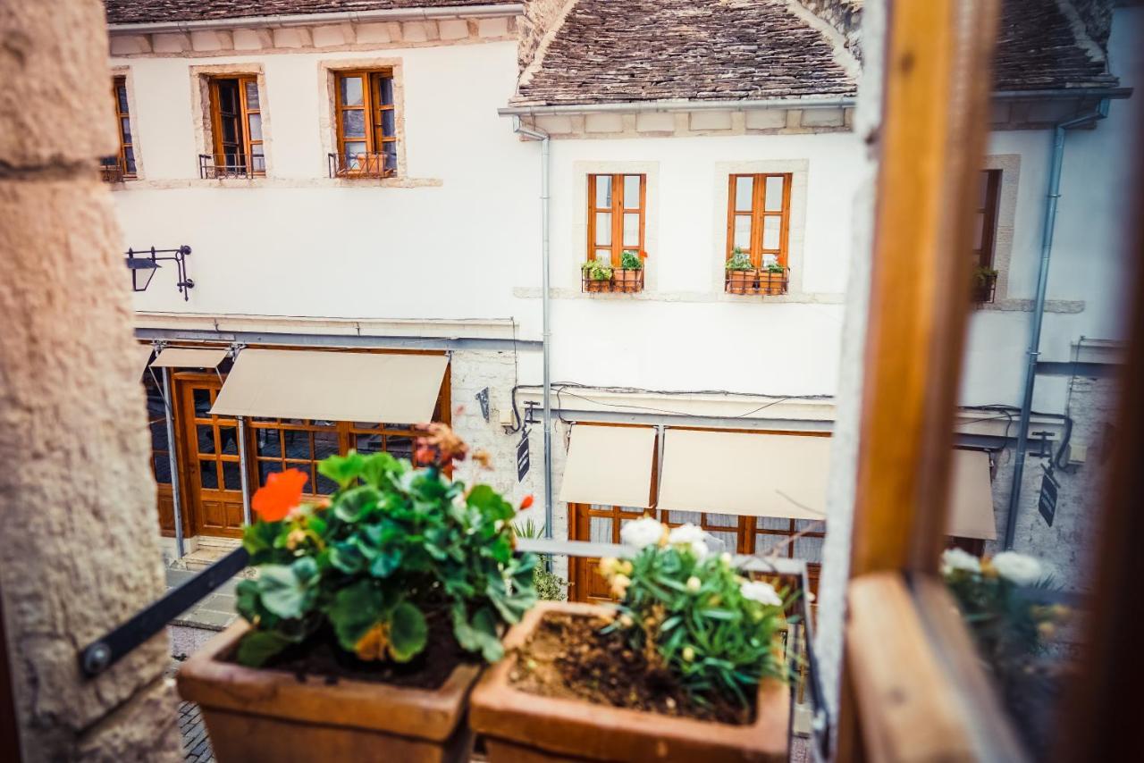 Medieval Rooms จีโรคาสเตอร์ ภายนอก รูปภาพ