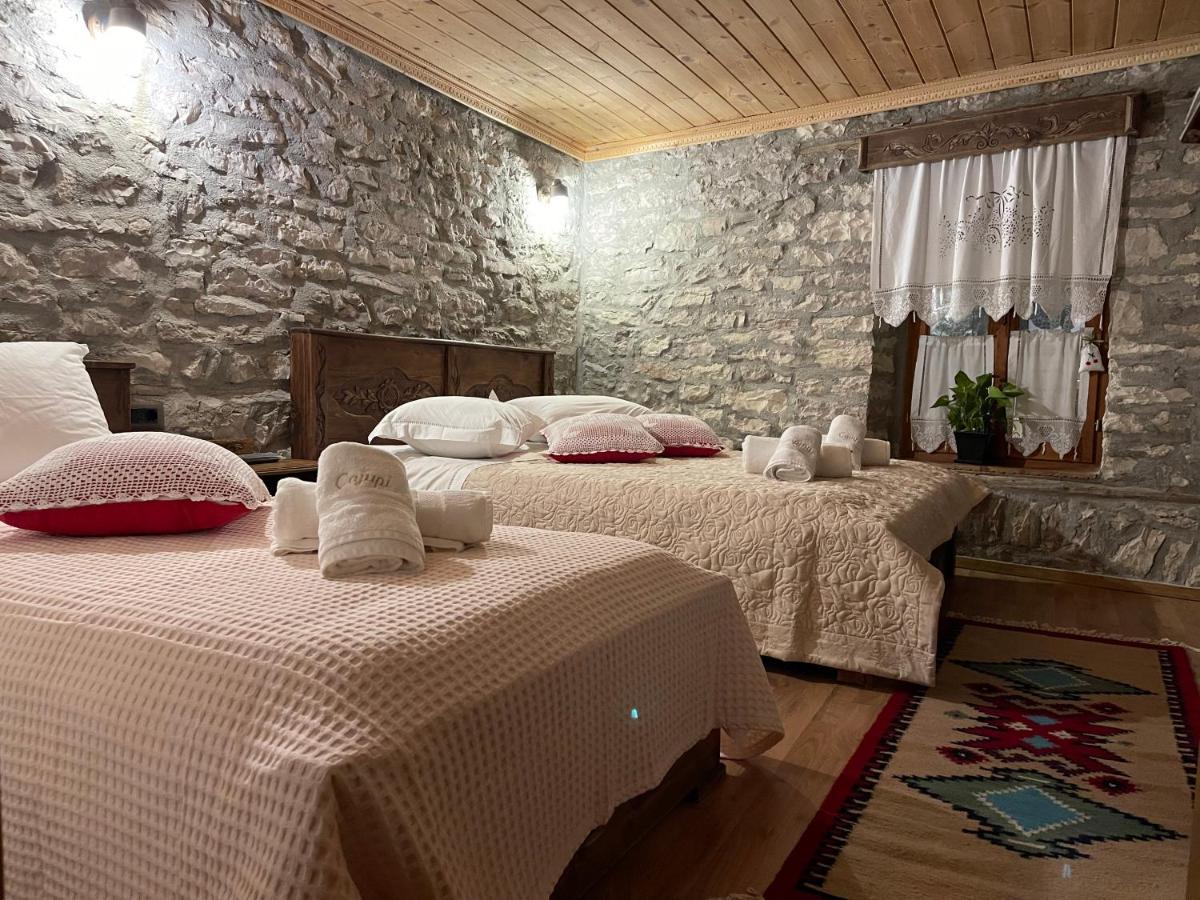 Medieval Rooms จีโรคาสเตอร์ ภายนอก รูปภาพ