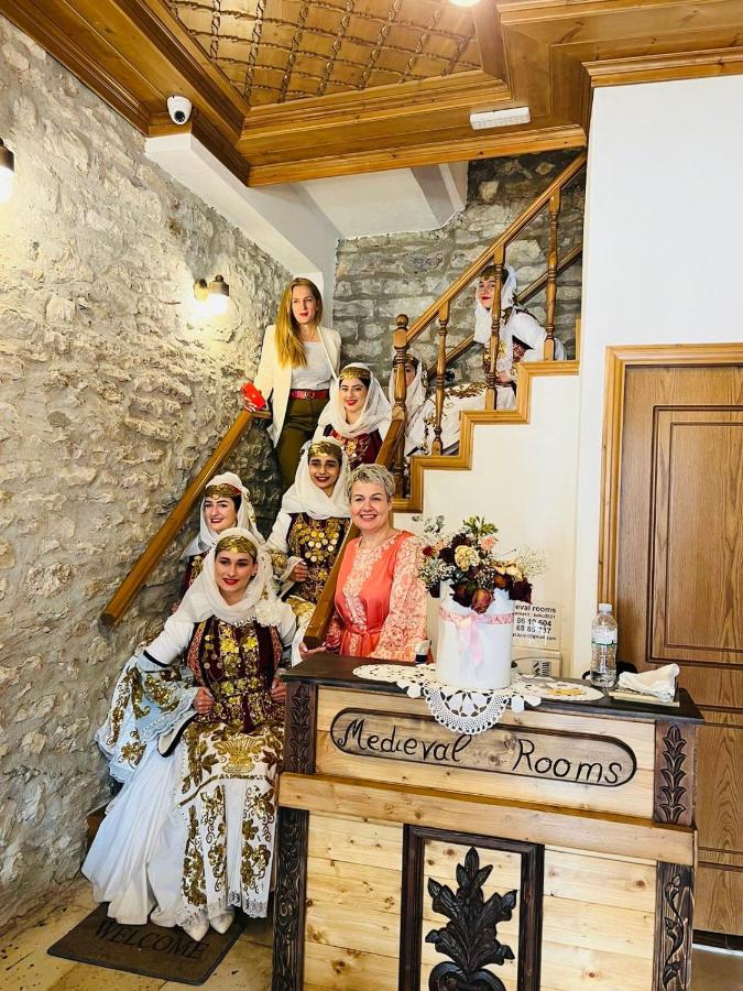 Medieval Rooms จีโรคาสเตอร์ ภายนอก รูปภาพ